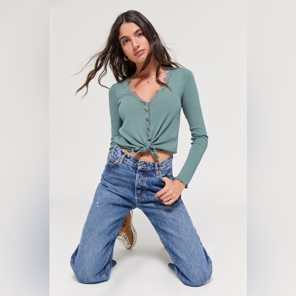 Urban Outfitters Green Lacey Button-Up Knit Top Size Medium